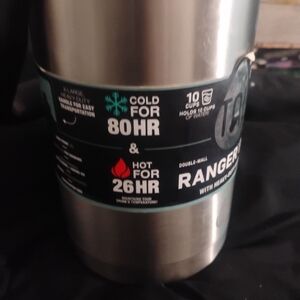 Stainless Steel Water Bottle With Handle